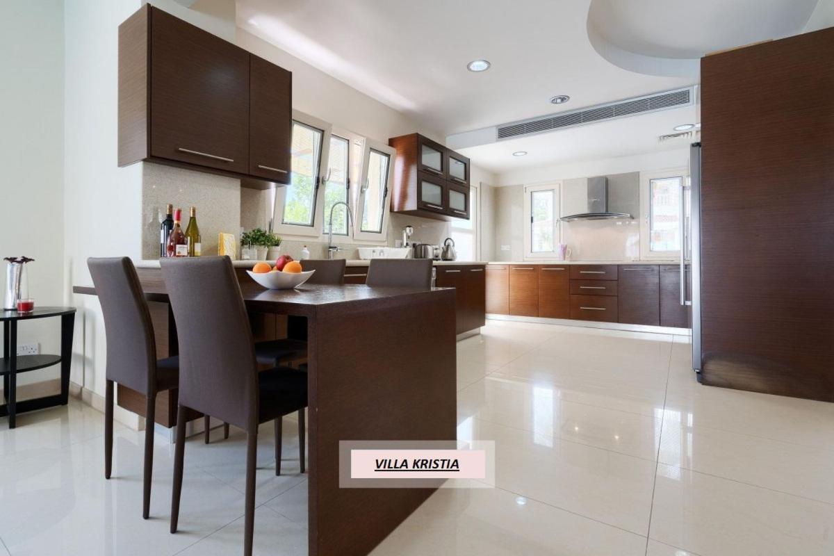 Villa Kristia Paphos Extérieur photo