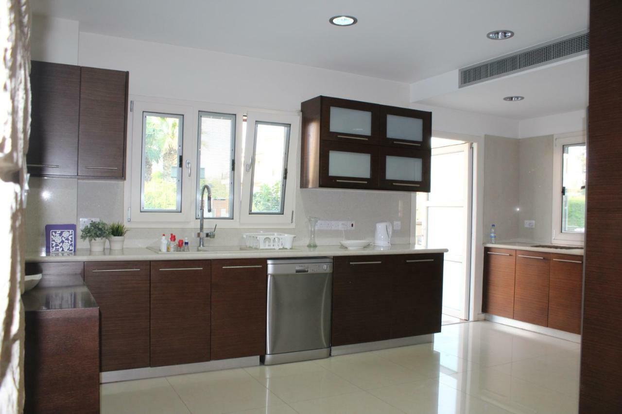 Villa Kristia Paphos Extérieur photo