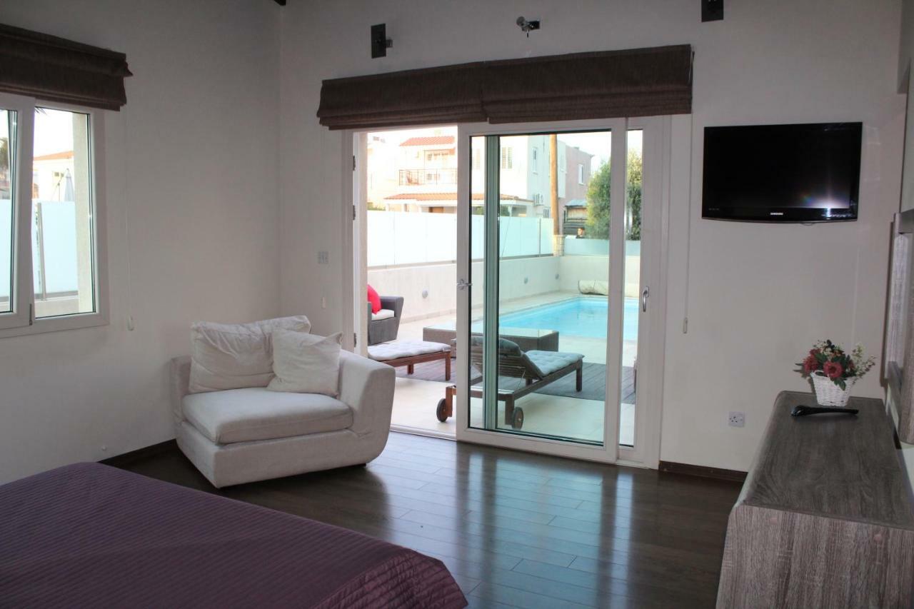 Villa Kristia Paphos Extérieur photo