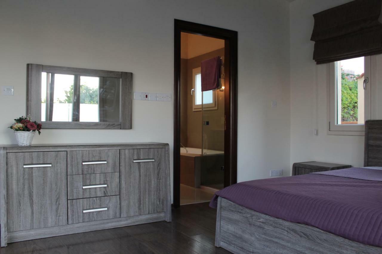 Villa Kristia Paphos Extérieur photo