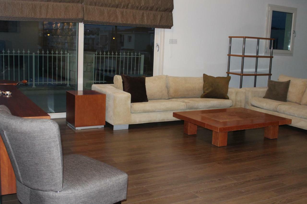 Villa Kristia Paphos Extérieur photo